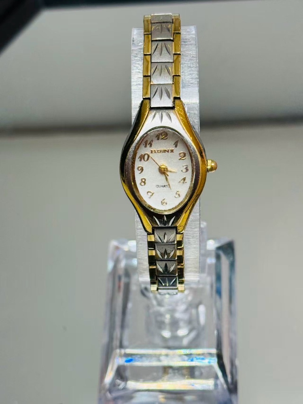 Vintage Elgin Women’s Two-Tone Quartz Watch  23mm New Battery Runs